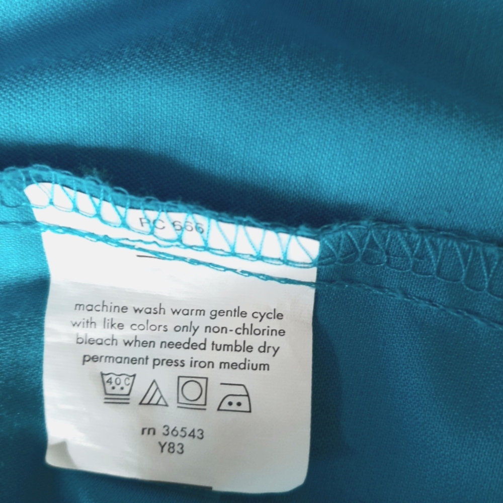 Petrol colored long sleeved fitted dress shirt LIKE NEW - Picture 4 of 4